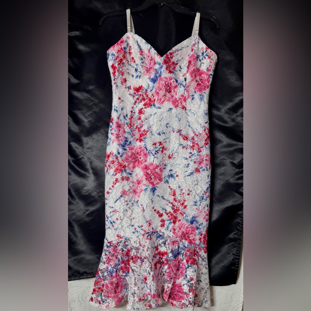 Guess White dress with Vibrant Accents